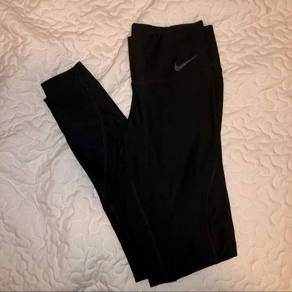 black active Nike leggings - Picture 2 of 5